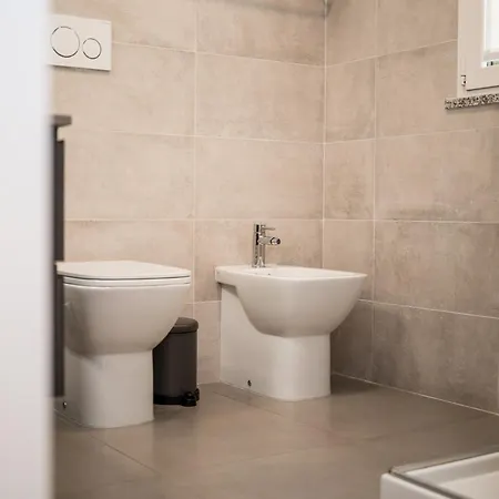 Shortmi Navigli